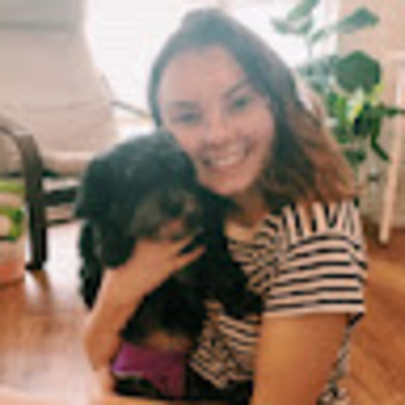 Meet your Posher, Caroline - Picture 1 of 1